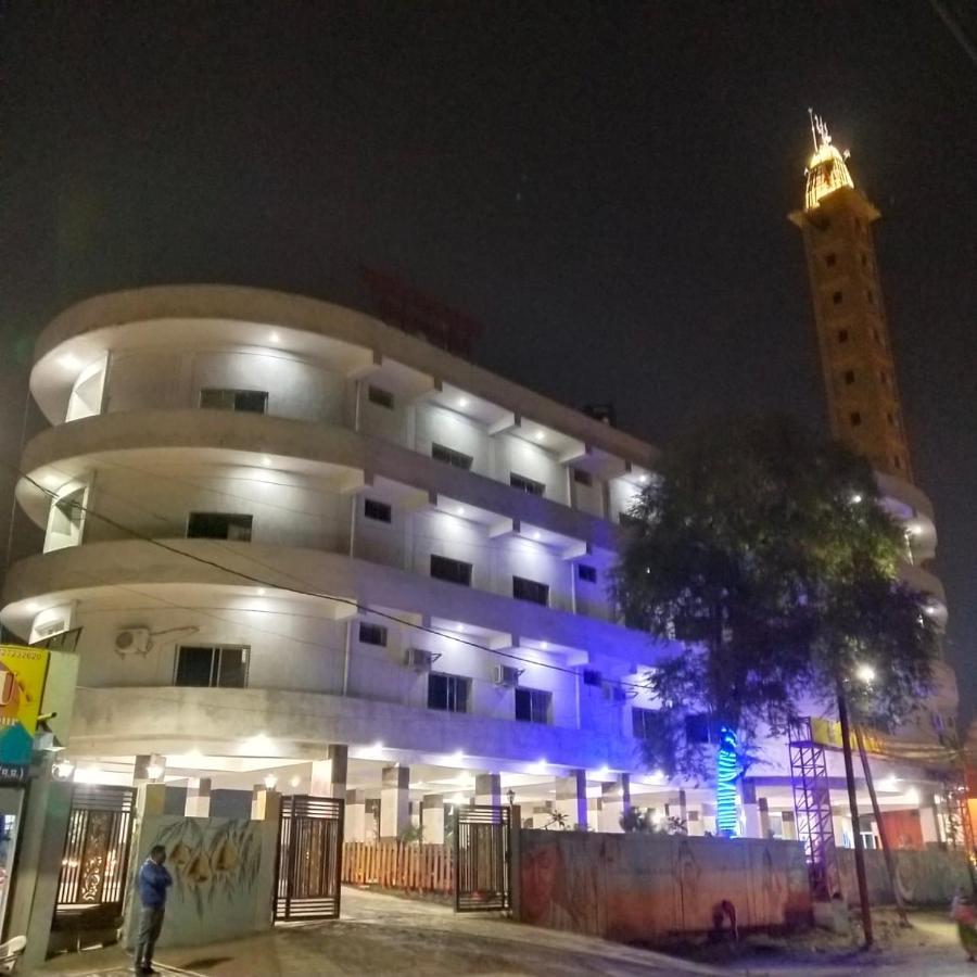 Hotel Shivanjali Palace Ujjain Bagian luar foto
