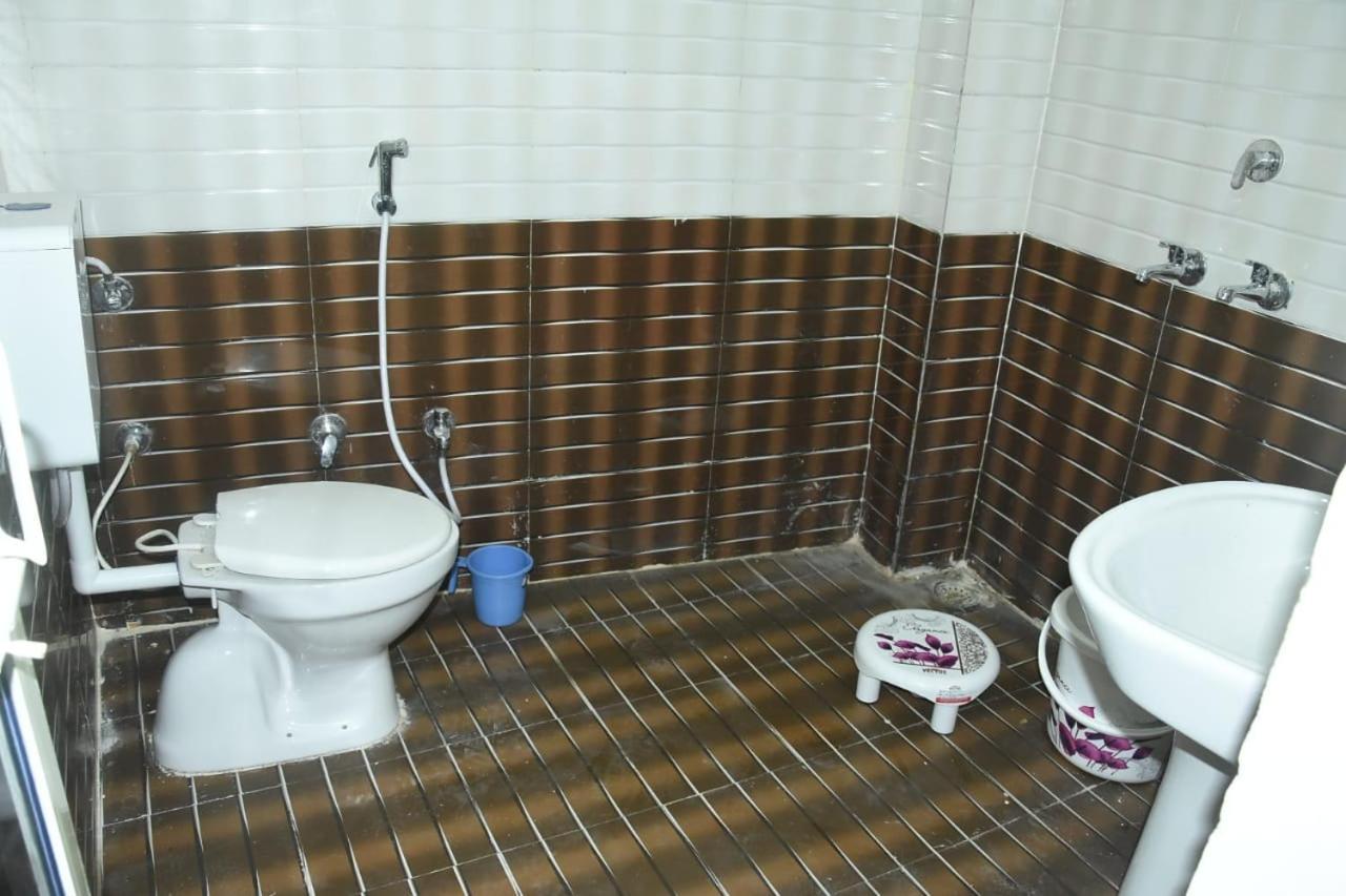 Hotel Shivanjali Palace Ujjain Bagian luar foto